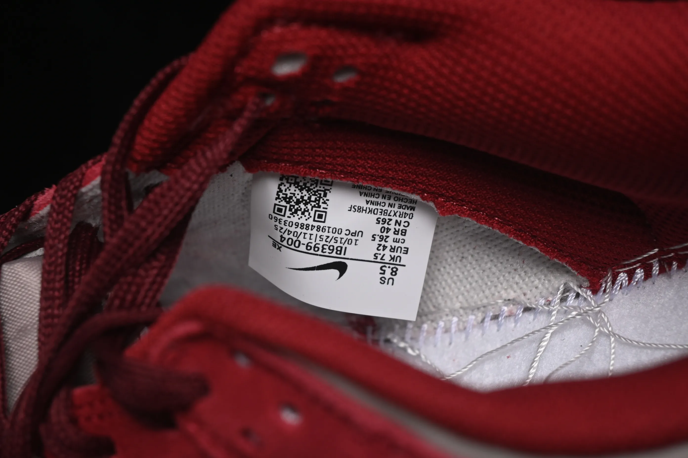 All categories Nk SB Dunk Series Nk SB Dunk Low High-end customized low-top sneakers Nike SB Dunk Low white and red low-top casual sneakers IB6399-004